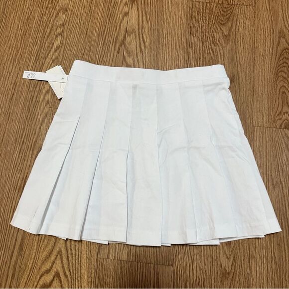 Joe Benbasset Women’s White Pleated Mini Skirt Size Medium - Picture 3 of 4
